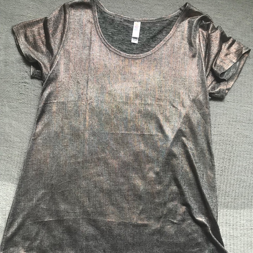 Lularoe Classic Tee